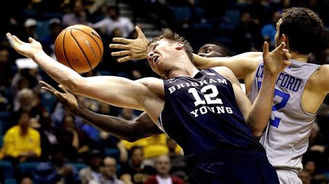 las vegas college basketball lines.